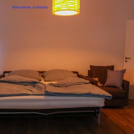 Freundliche Wohnung Mit Parkplatz Und Terrasse Neubrandenburg Bagian luar foto